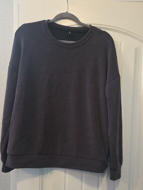 Women's Crewneck Sweatshirt - Charcoal Gray